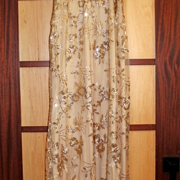 Lulu's Gold Floral Sequin Maxi Skirt - Picture 1 of 5